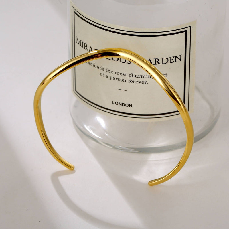 Minimal Bangle